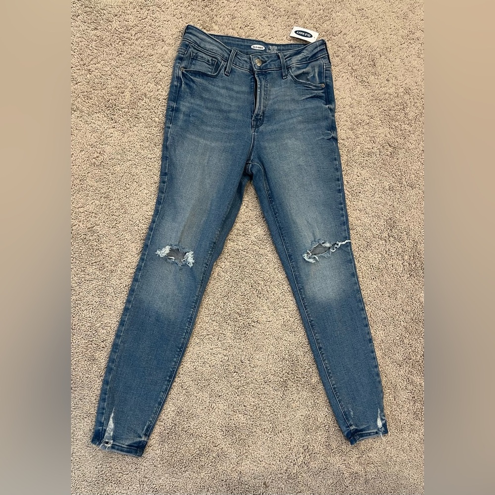 Old Navy brand new with tags Rockstar super skinny jeans